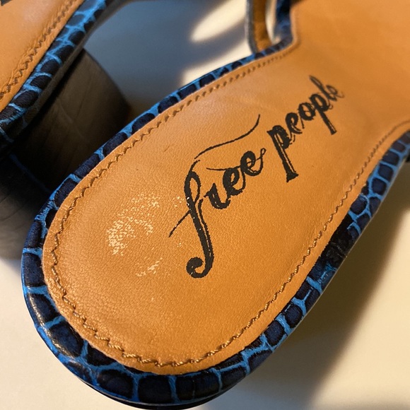 FREE PEOPLE Charlie V Heeled Sandals Size 36/6 NWOB - Picture 8 of 11